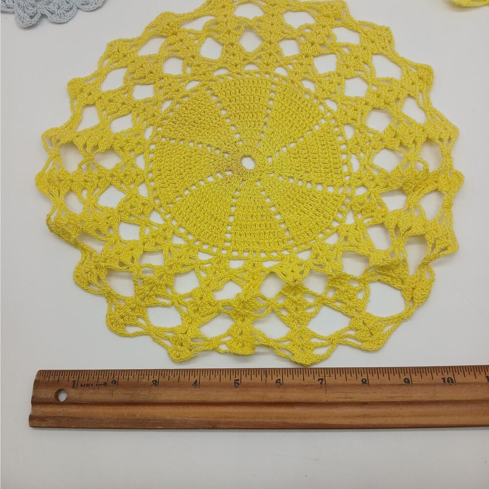 Vintage Handmade Crocheted Doily Kitchen Round Yellow and Blue Doilies Set of 5 - Picture 6 of 11